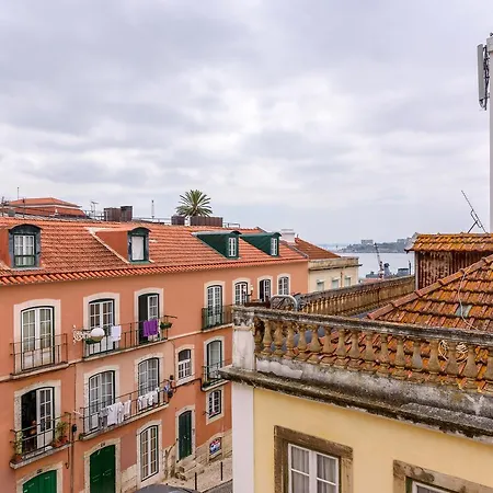 Guestready - Cosy Flat Santos-o-velho * Lisboa